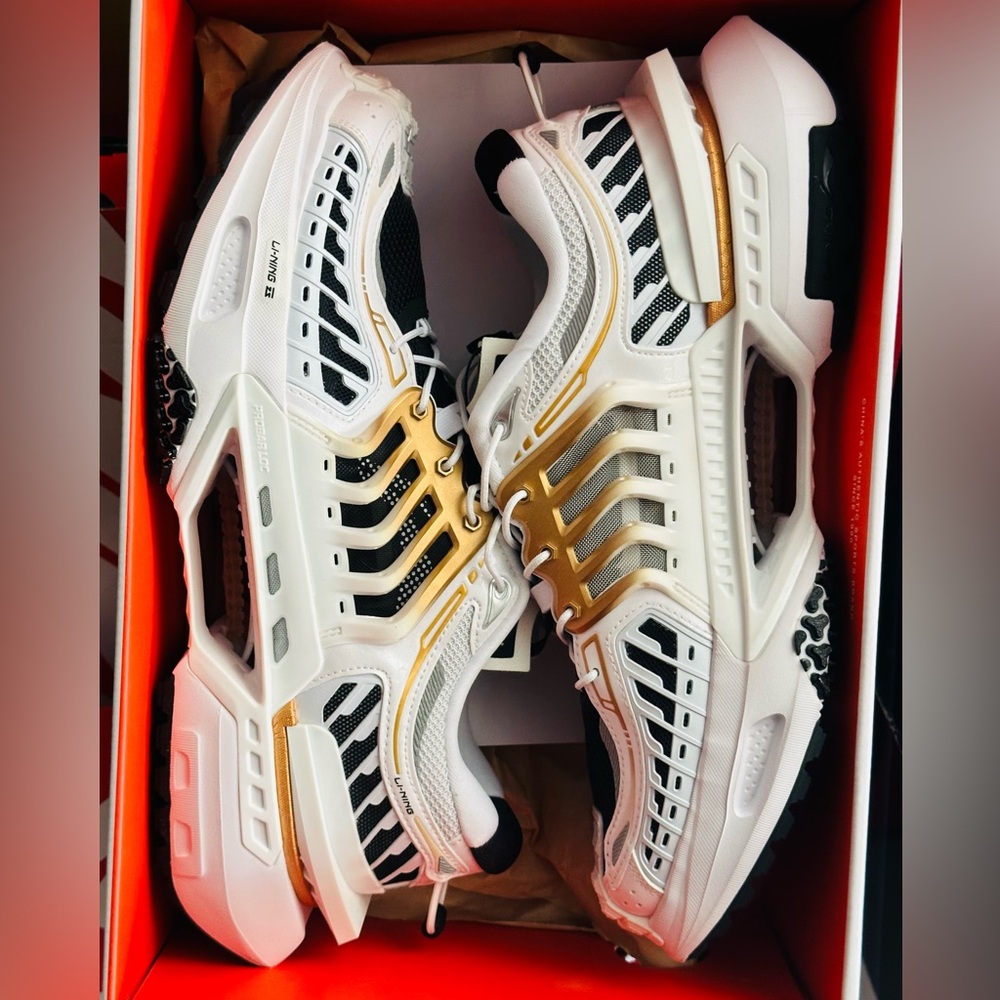 Li-Ning “The Trend” Men’s Size 11 US *New w og box* & receipt